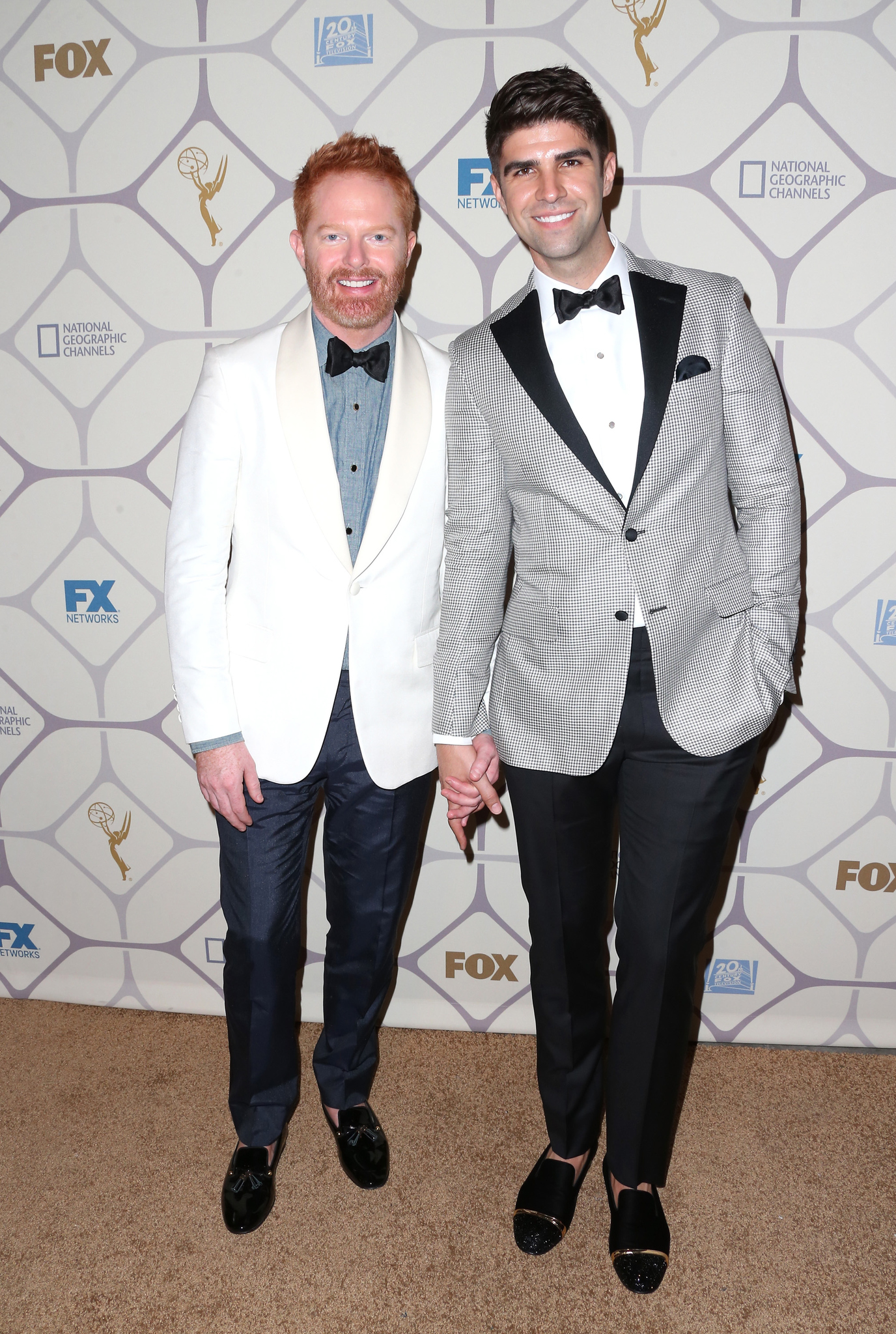 Jesse Tyler Ferguson and Justin Mikita at event of The 67th Primetime Emmy Awards (2015)