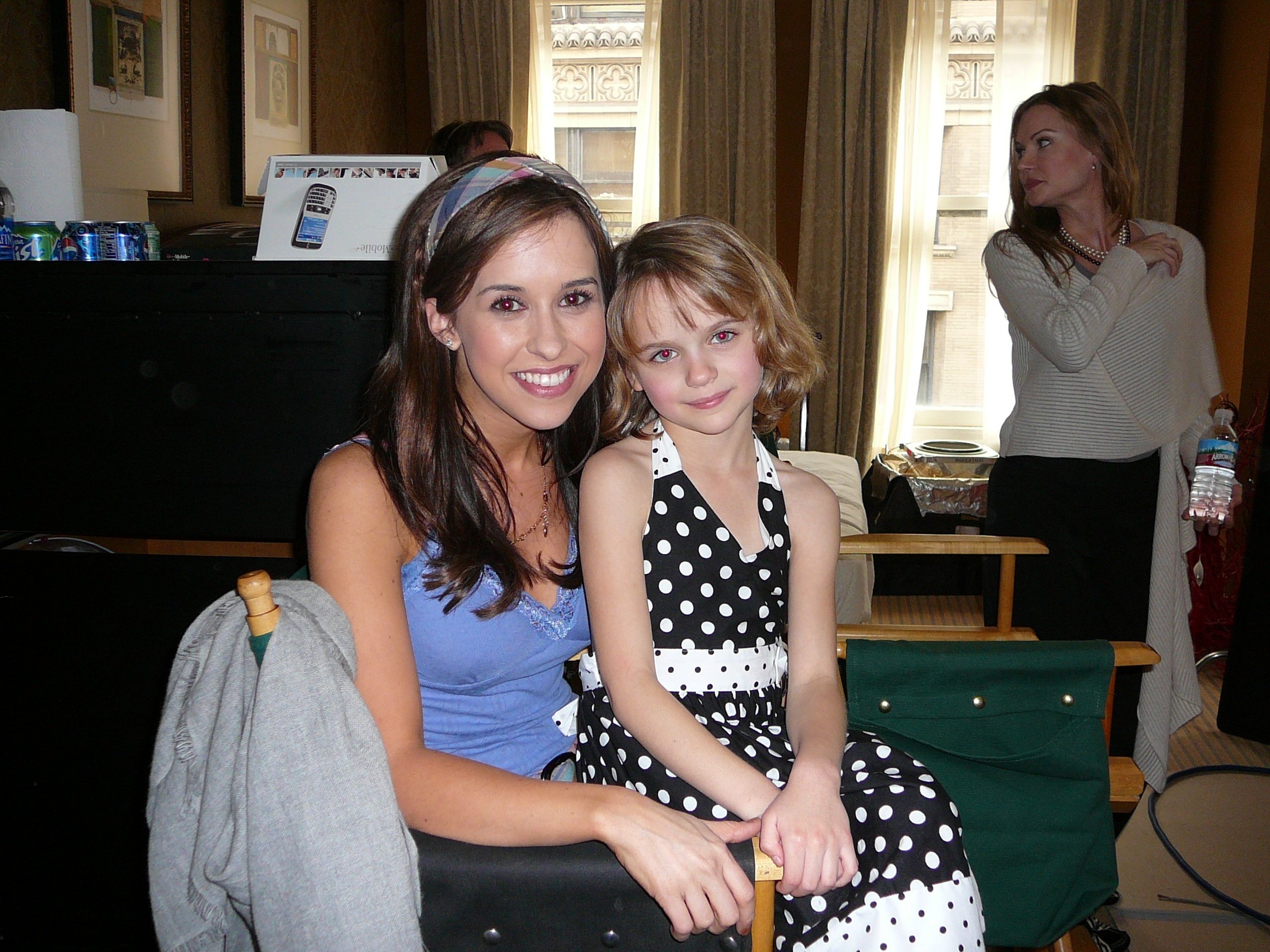 UNTITLED LIZ MERIWETHER PILOT- Lacey Chabert and Joey King