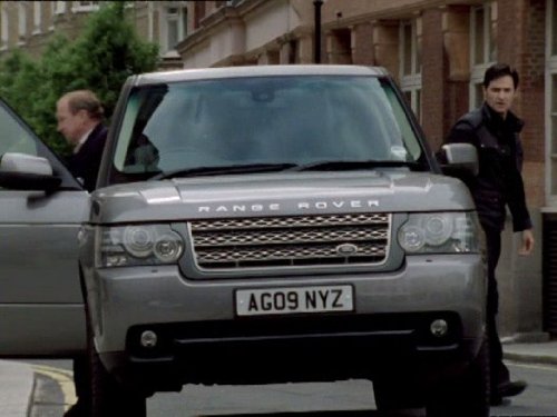 Still of Richard Armitage and Peter Firth in Spooks (2002)