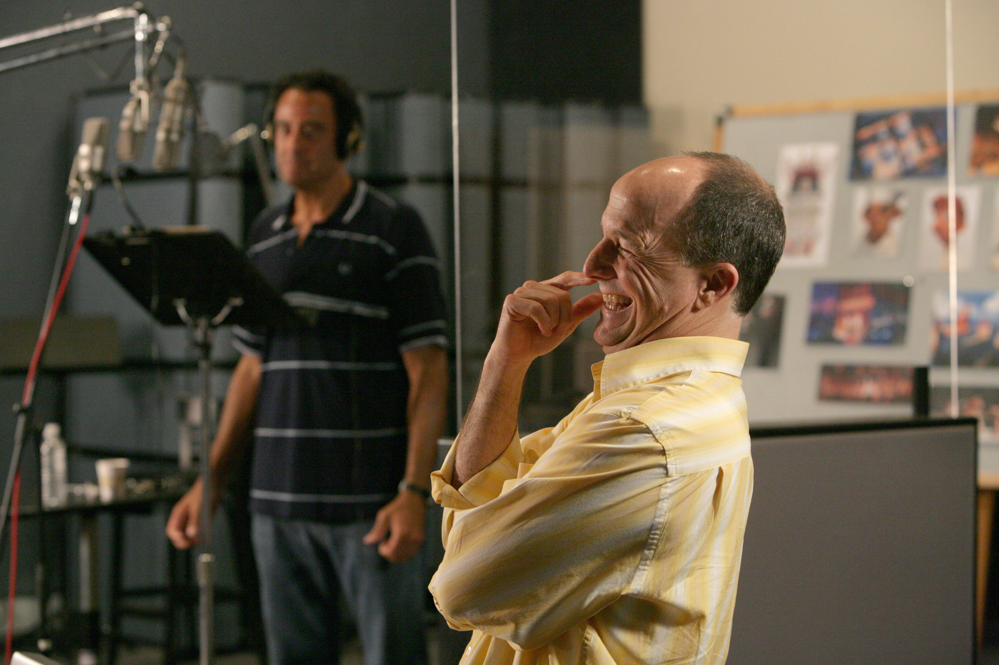 Still of Brad Garrett and Brad Lewis in La troskinys (2007)