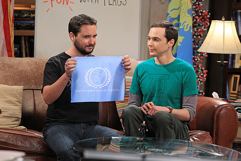 Still of Wil Wheaton and Jim Parsons in Didziojo sprogimo teorija (2007)