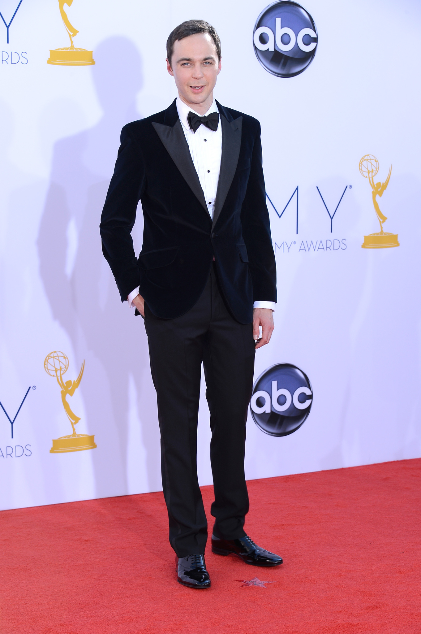 Jim Parsons at event of The 64th Primetime Emmy Awards (2012)