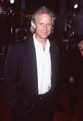 Chris Carter at event of The X Files (1998)