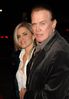 Lee Majors at event of Ties jausmu riba (2005)