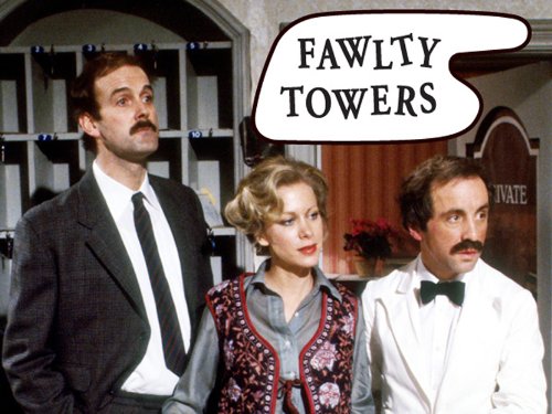 John Cleese, Connie Booth and Andrew Sachs in Folcio viesbutis (1975)