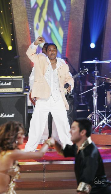 Still of Kool & The Gang in Dancing with the Stars (2005)