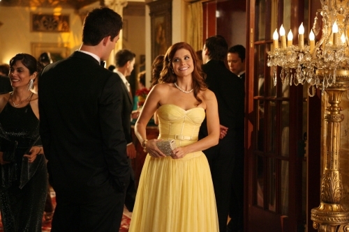 Still of JoAnna Garcia Swisher and Brian Hallisay in Privileged (2008)