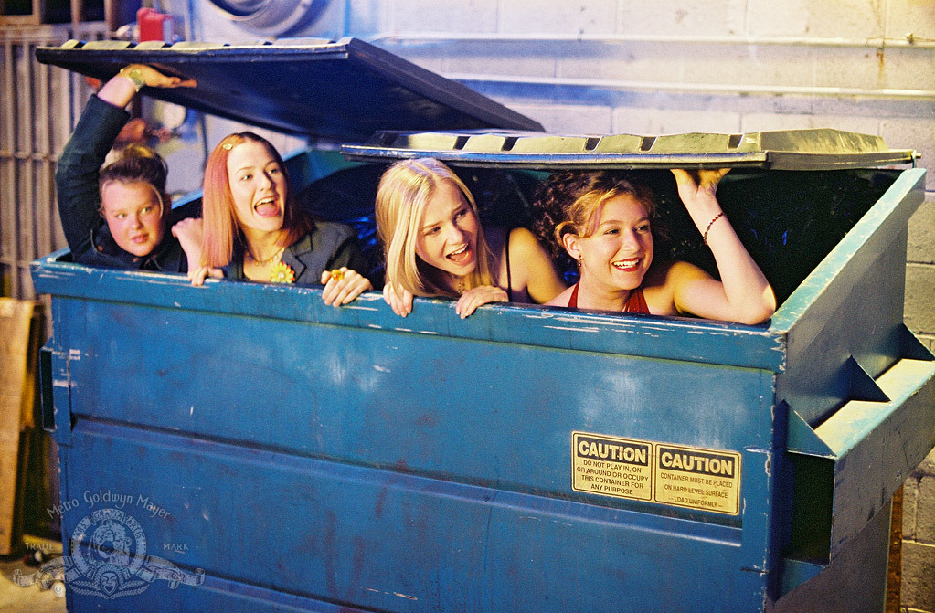 Still of Mika Boorem, Scout Taylor-Compton, Alexa PenaVega and Kallie Flynn Childress in Sleepover (2004)