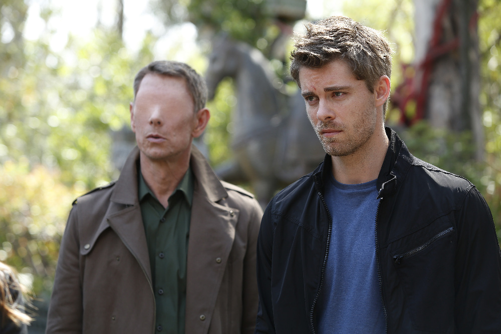 Still of Jamie Harris and Luke Mitchell in Agents of S.H.I.E.L.D. (2013)