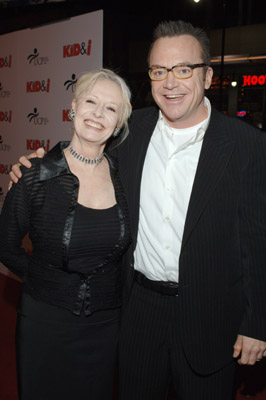 Tom Arnold and Penelope Spheeris at event of The Kid & I (2005)