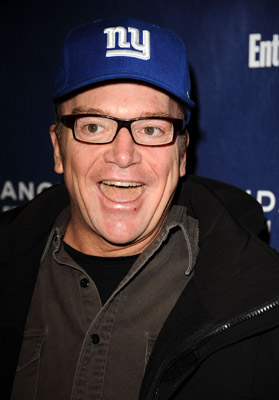 Tom Arnold at event of The Year of Getting to Know Us (2008)