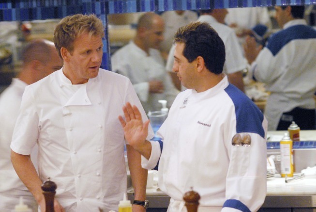 Still of Gordon Ramsay and Giovanni Filipponi in Hell's Kitchen (2005)