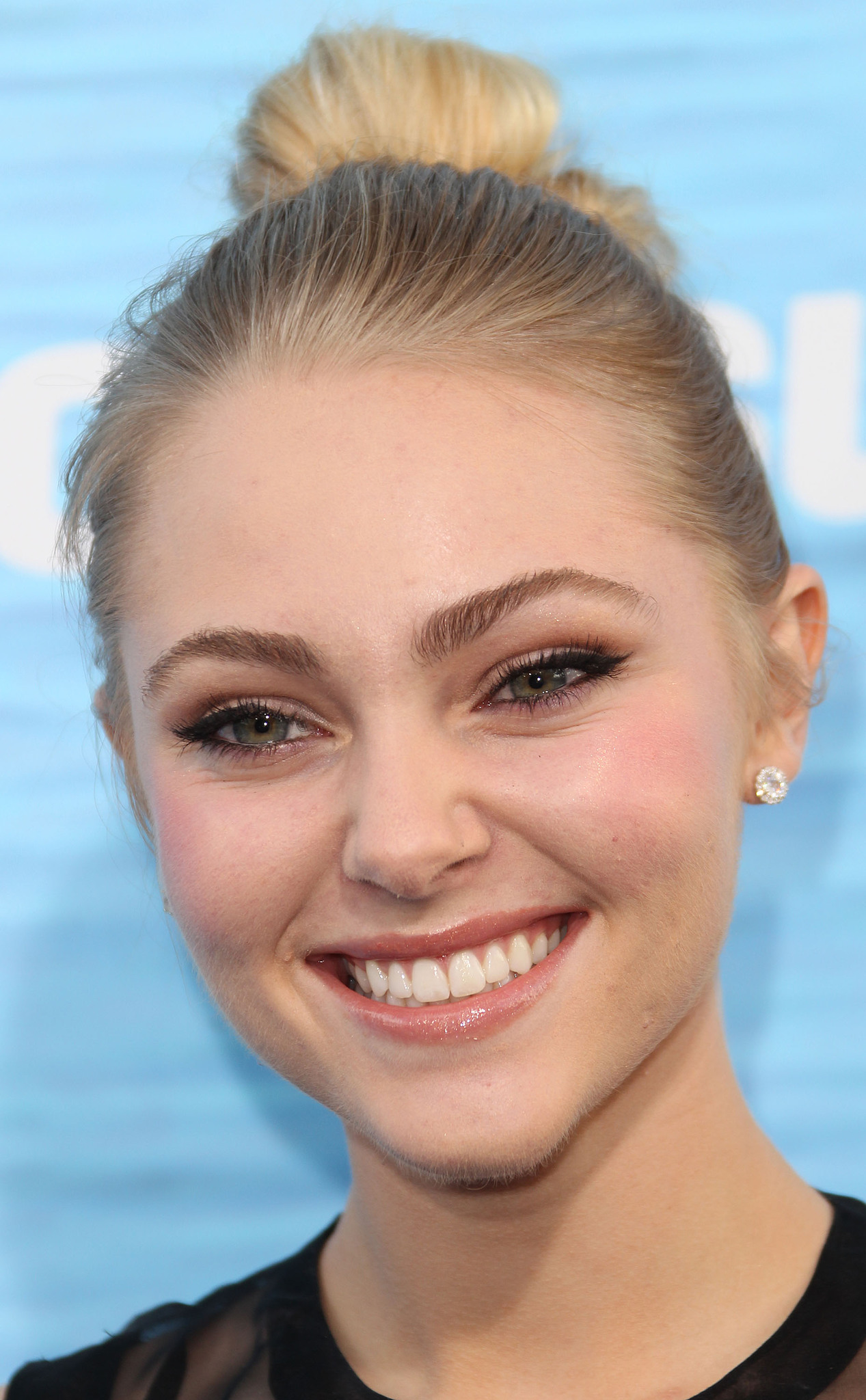 AnnaSophia Robb at event of Bangu medziotoja (2011)