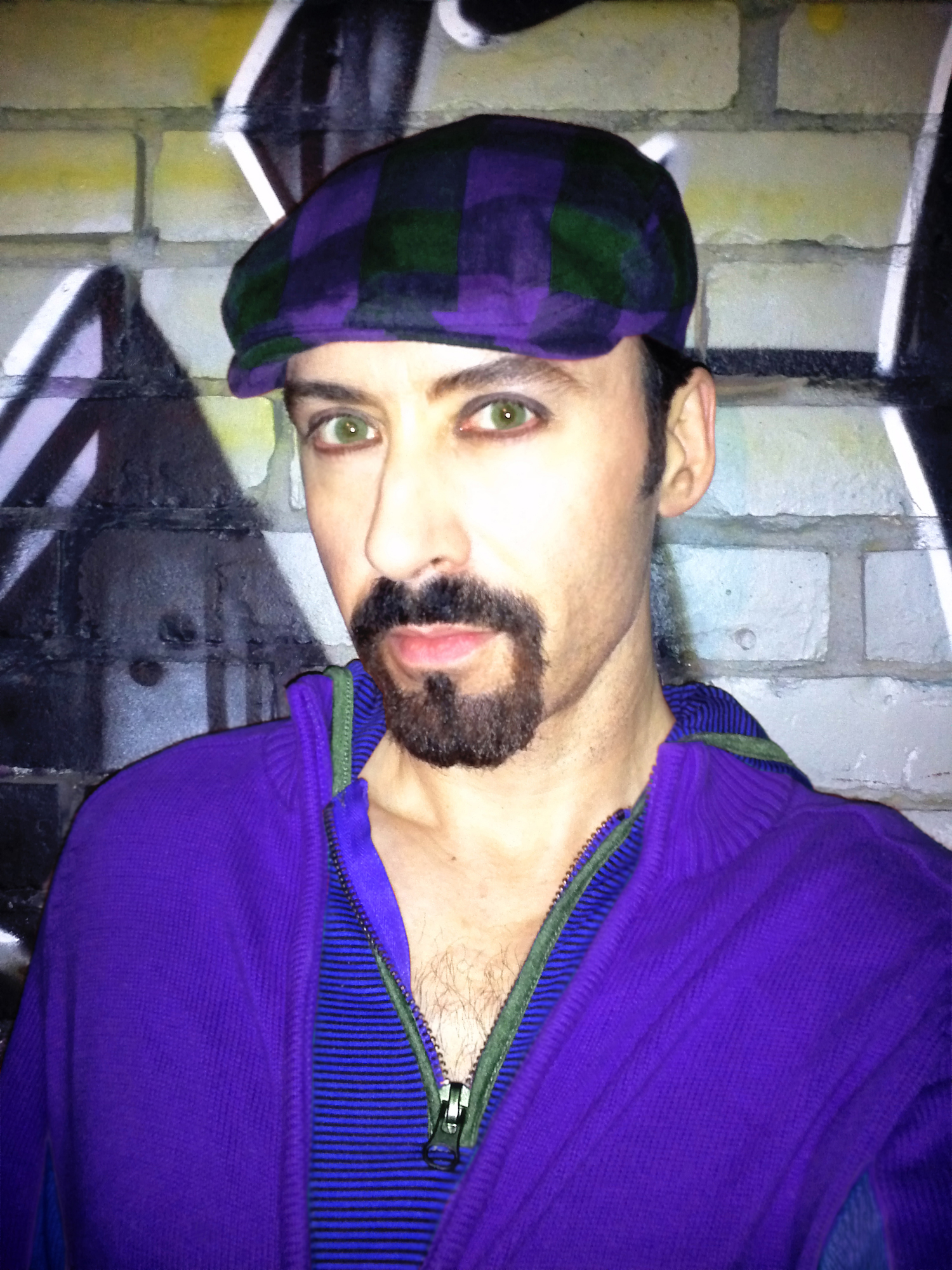 Would I ever go back to the #goatee like in this #ThrowbackThursday #Selfie? I had it for 22 years and that's enough so it's #beard or nothing from now on. #Change #Beard #MoonDazeTV #Season03 #ComingSoon #RealityShow #LifeIsGood