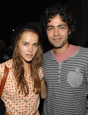 Adrian Grenier and Isabel Lucas