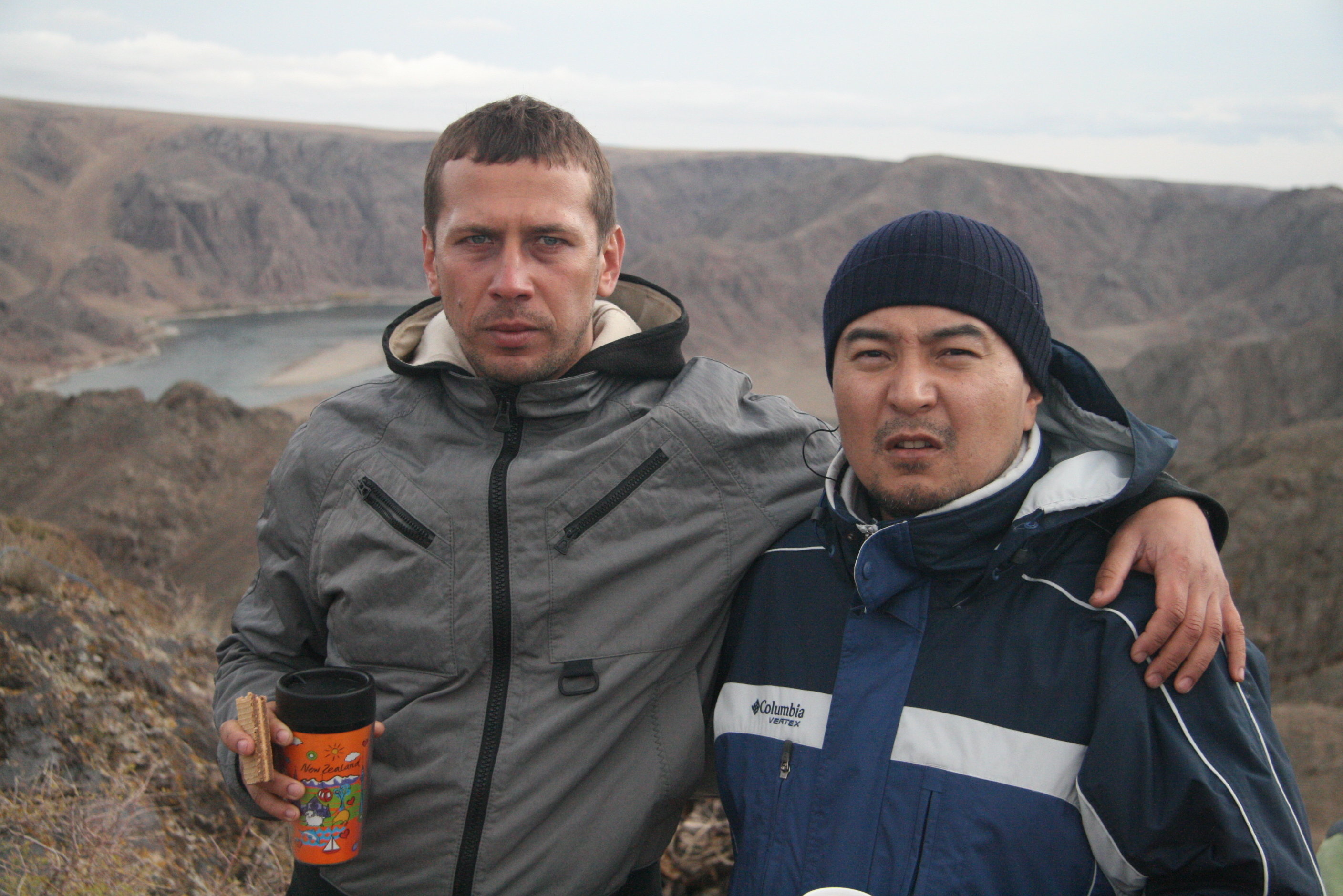 Akan Satayev and Andrey Merzlikin in Zabludivshiysya (2009)