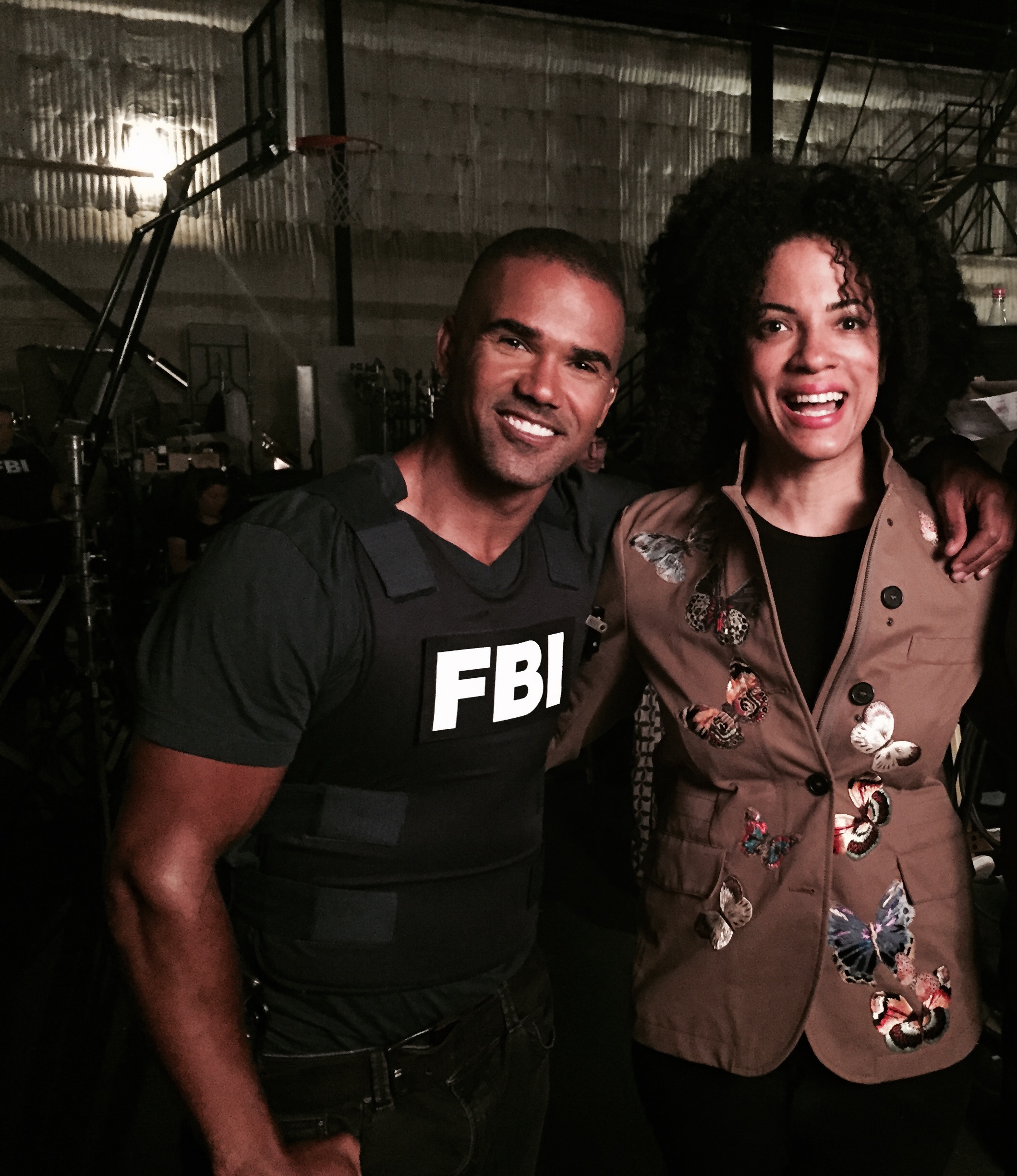 janine & shemar on set