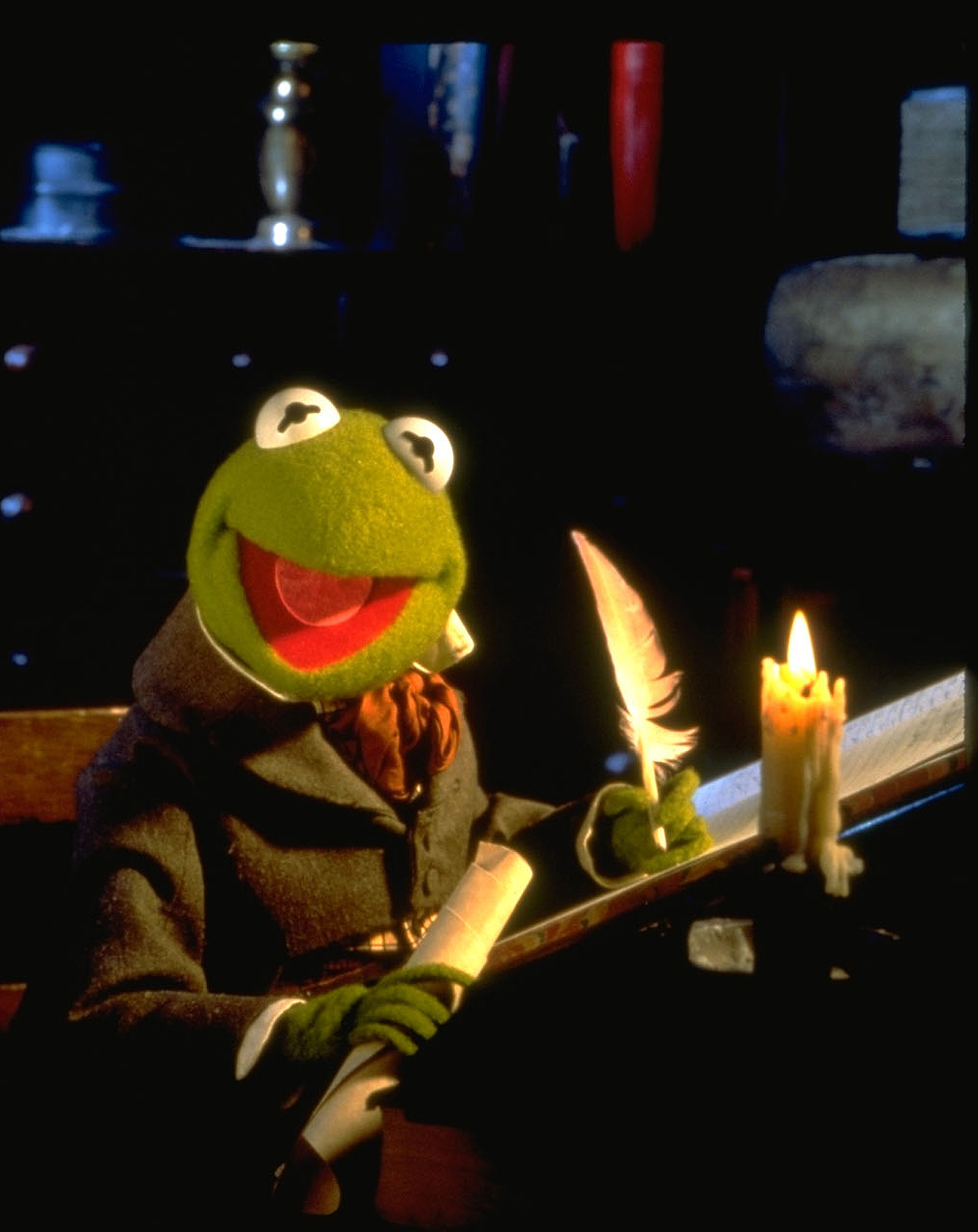Still of Kermit the Frog in The Muppet Christmas Carol (1992)