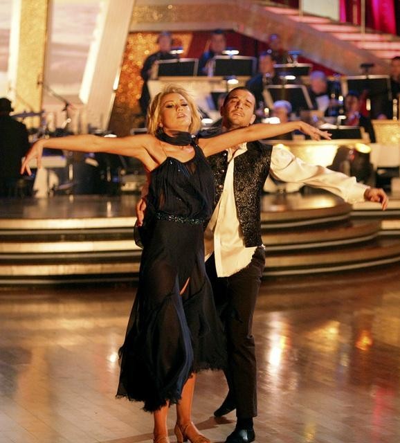 Still of Chelsea Kane and Mark Ballas in Dancing with the Stars (2005)