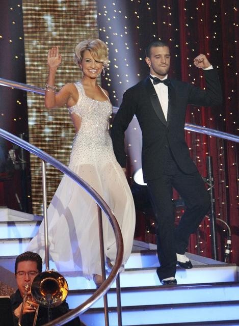 Still of Chelsea Kane and Mark Ballas in Dancing with the Stars (2005)