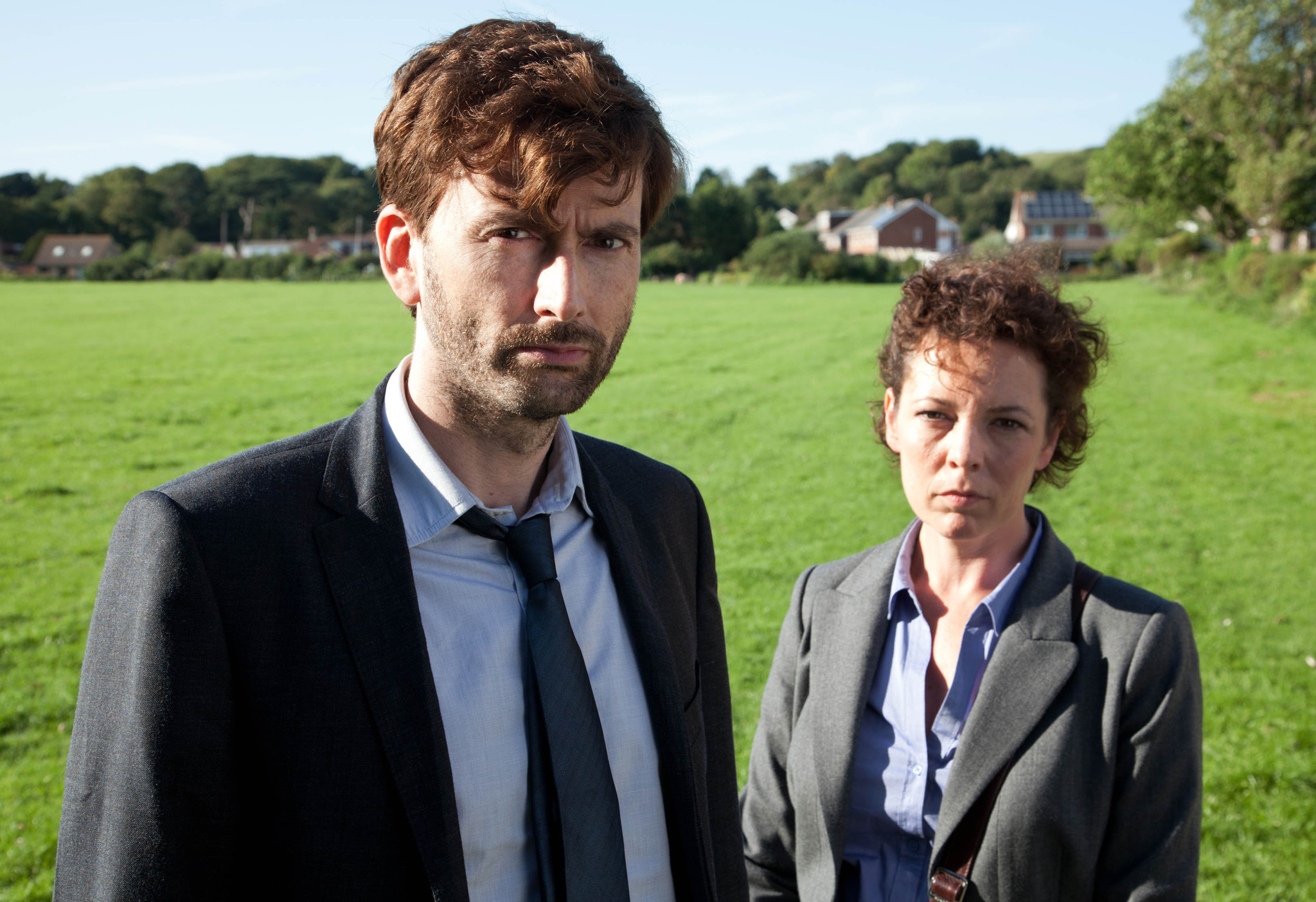 Still of David Tennant and Olivia Colman in Broadchurch (2013)