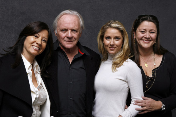 Anthony Hopkins, Camryn Manheim, Stella Arroyave and Lisa Pepper at event of Slipstream (2007)