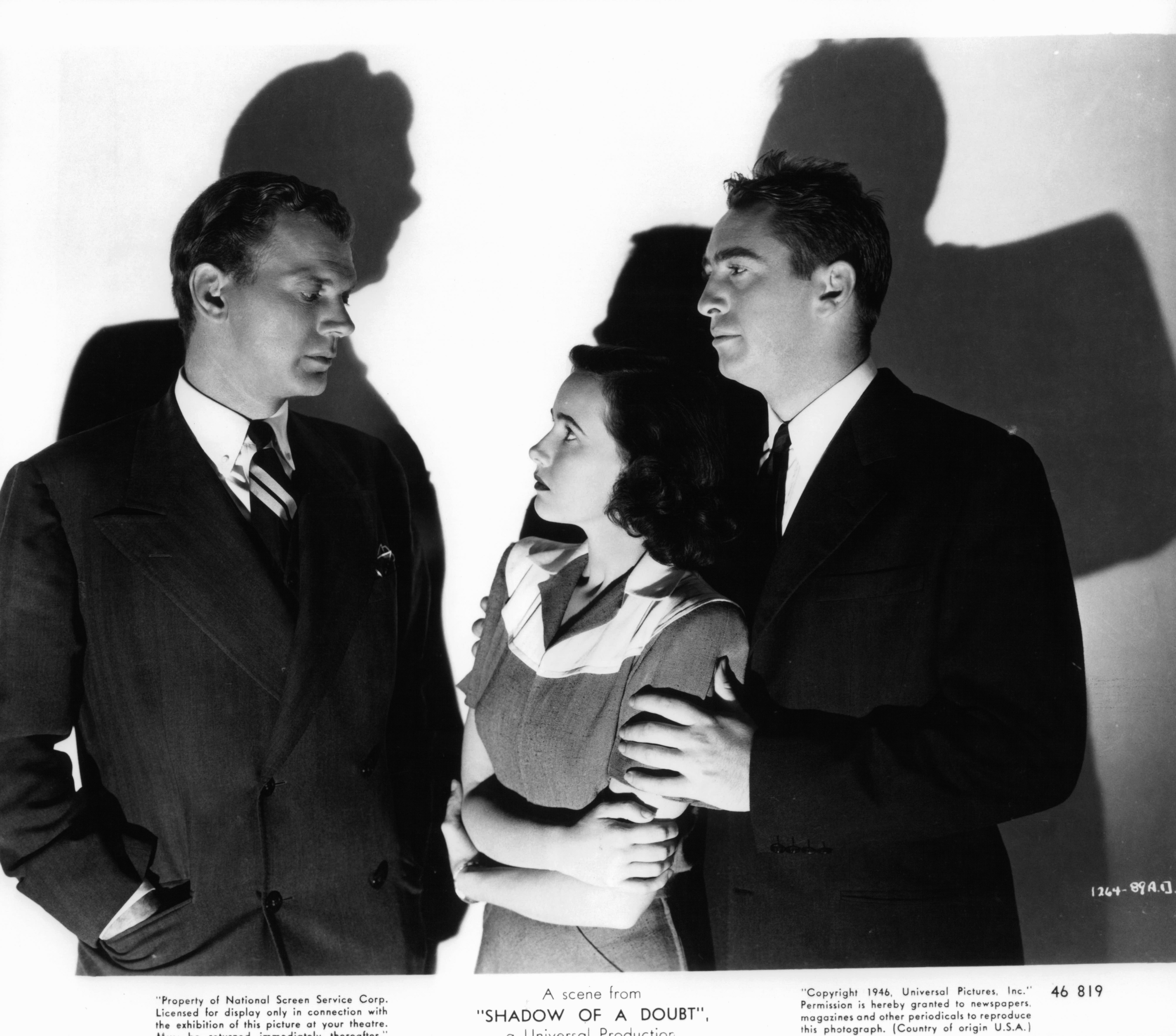 Still of Joseph Cotten, Macdonald Carey and Teresa Wright in Shadow of a Doubt (1943)