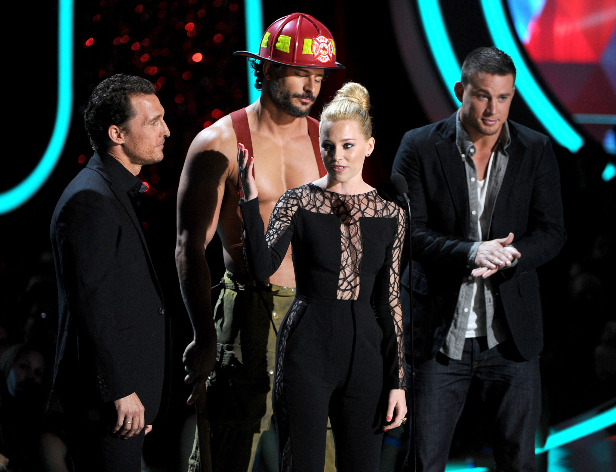 Matthew McConaughey, Elizabeth Banks, Joe Manganiello and Channing Tatum at event of 2012 MTV Movie Awards (2012)