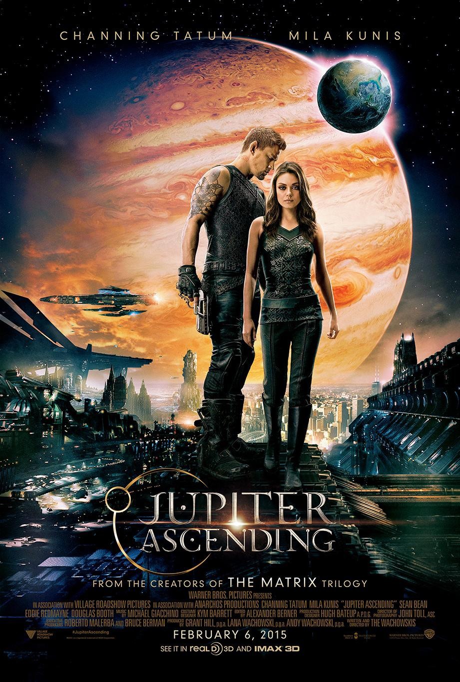 Mila Kunis and Channing Tatum in Jupitere. Pabudimas (2015)