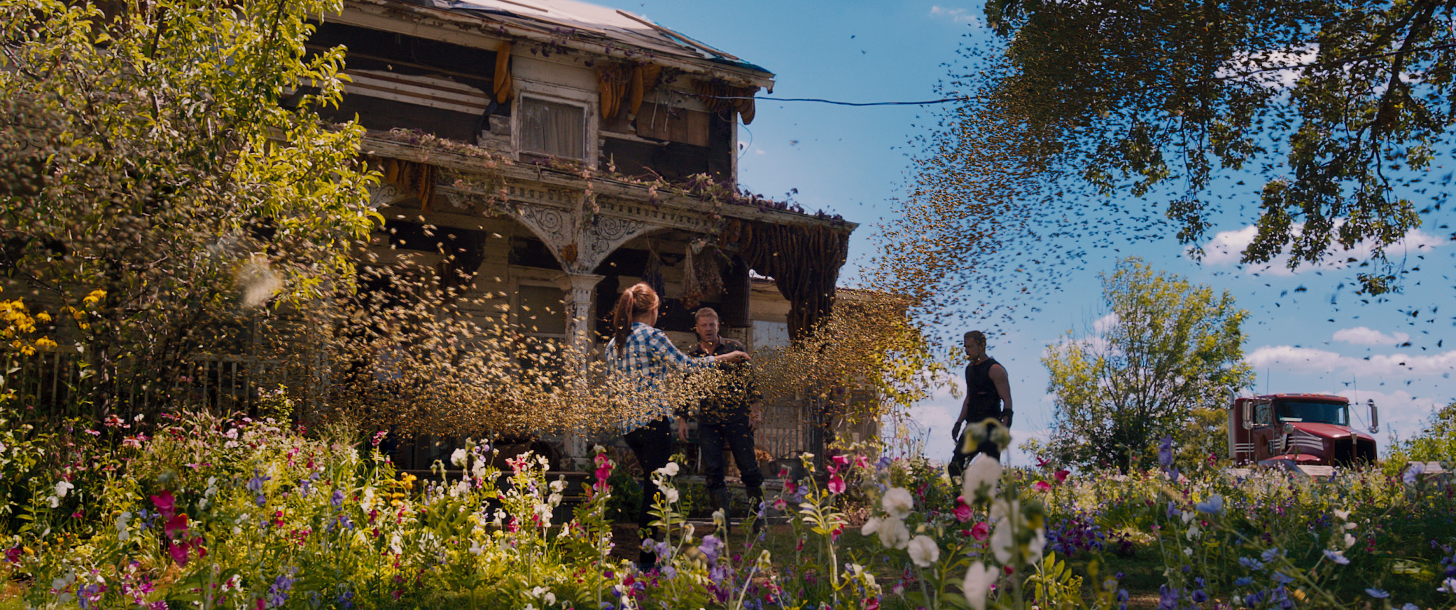 Still of Sean Bean, Mila Kunis and Channing Tatum in Jupitere. Pabudimas (2015)