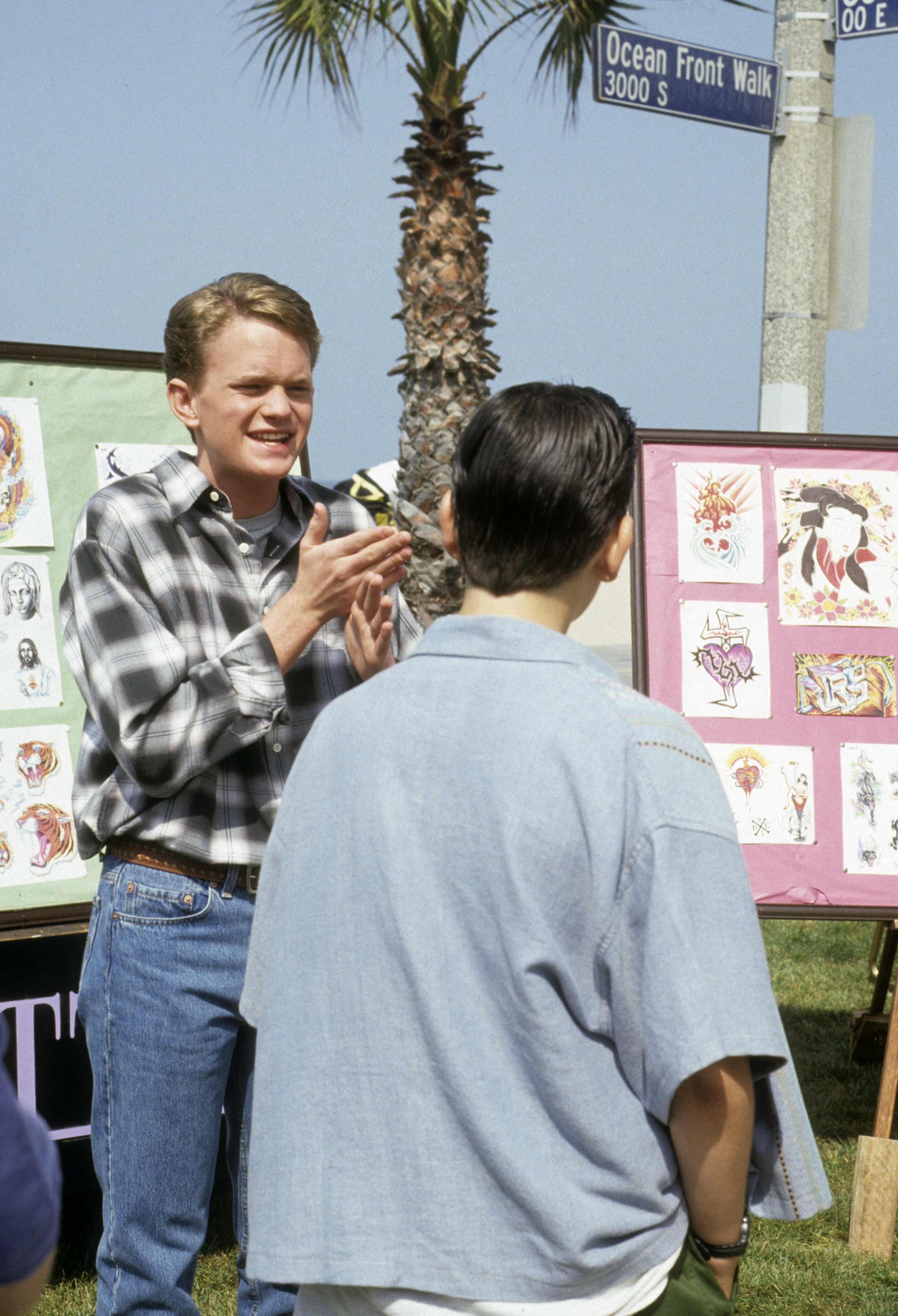 Still of Neil Patrick Harris and Max Casella in Doogie Howser, M.D. (1989)