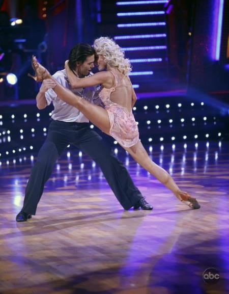 Still of Apolo Ohno in Dancing with the Stars (2005)