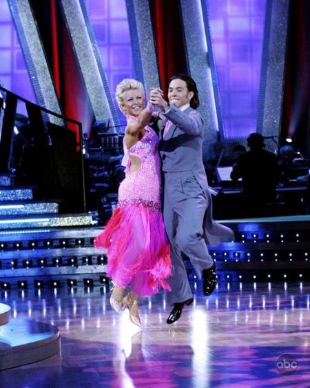 Still of Apolo Ohno in Dancing with the Stars (2005)