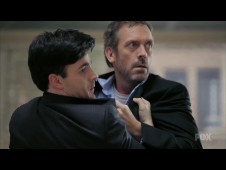 Jarret Wright (Dave Dryden) throwing Hugh Laurie (Doctor House). Season: 7 Episode: 13 