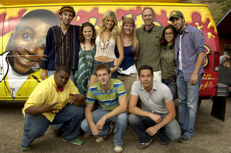 Sarah Drew, Susan Johnson, Fran Kranz, Joel David Moore, Mark Steilen, Kenan Thompson, Sarah Wright, Suzanne Francis, Zachary Levi and Gabe Grifoni in Wieners (2008)