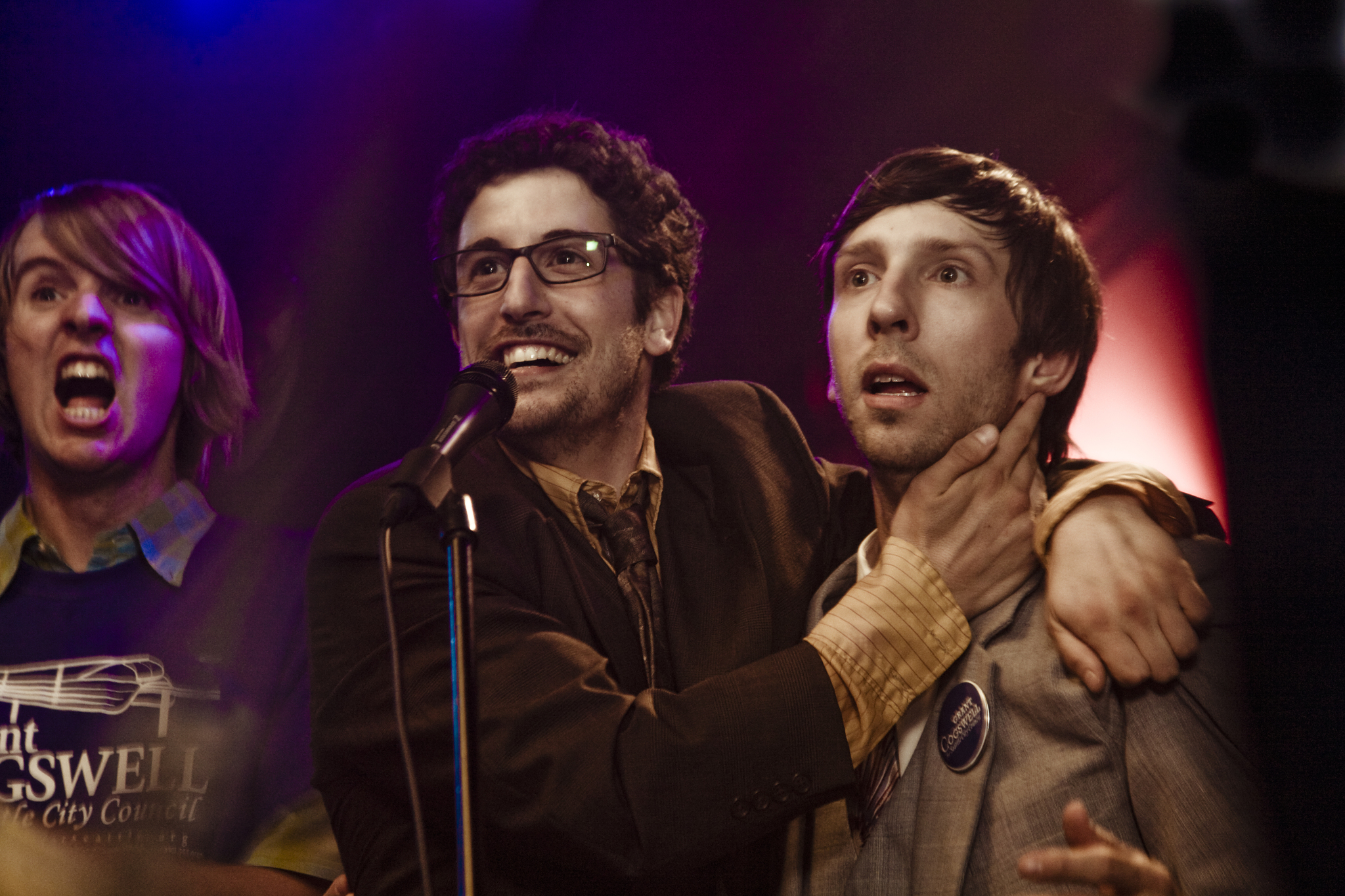 Still of Jason Biggs and Joel David Moore in Grassroots (2012)