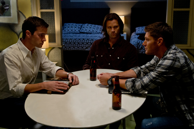 Still of Jensen Ackles, Jared Padalecki and Gil McKinney in Supernatural (2005)