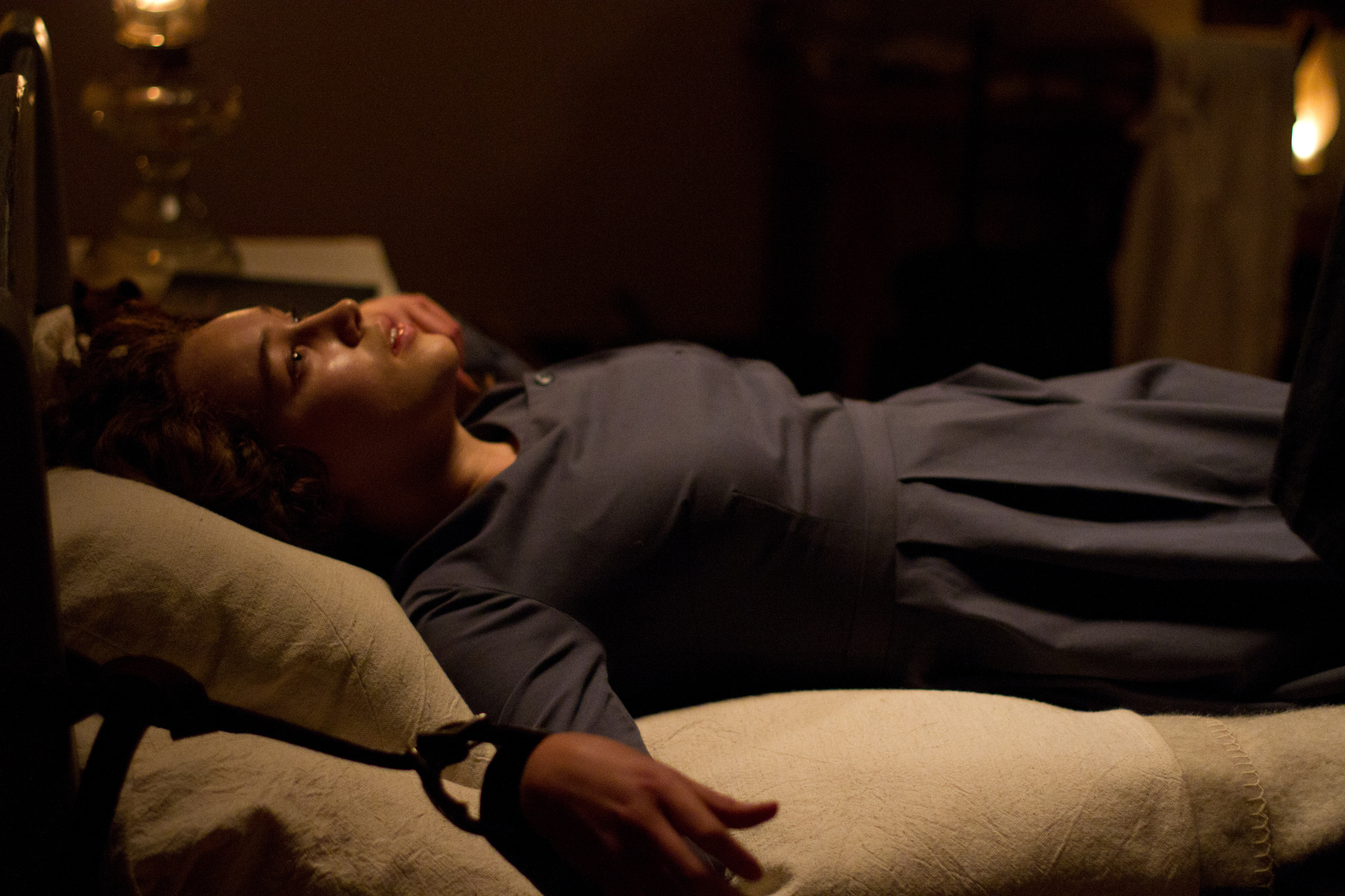 Still of Alycia Debnam-Carey in Where the Devil Hides (2014)