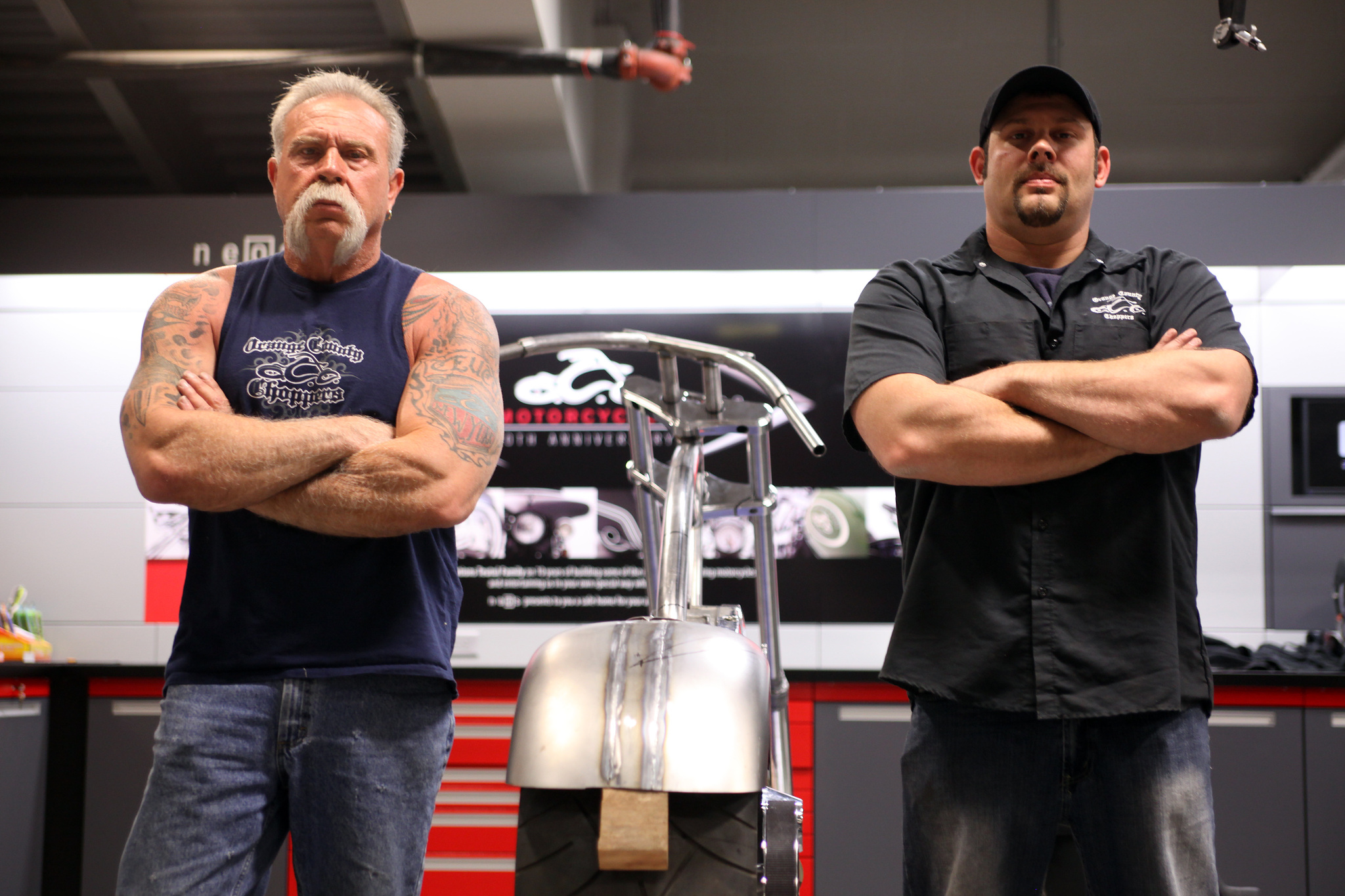 Still of Paul Teutul Jr. and Paul Teutul Sr. in American Chopper Live: The Build Off (2011)