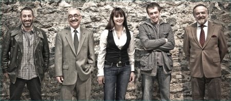 Sener Sen, Çetin Tekindor, Okan Yalabik and Melisa Sözen in Av mevsimi (2010)