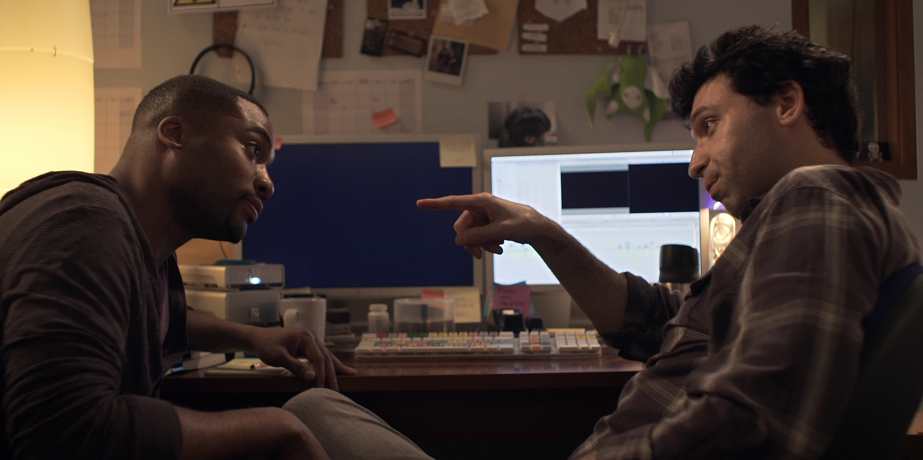 Still of Tarik Lowe and Alex Karpovsky in Supporting Characters (2012)