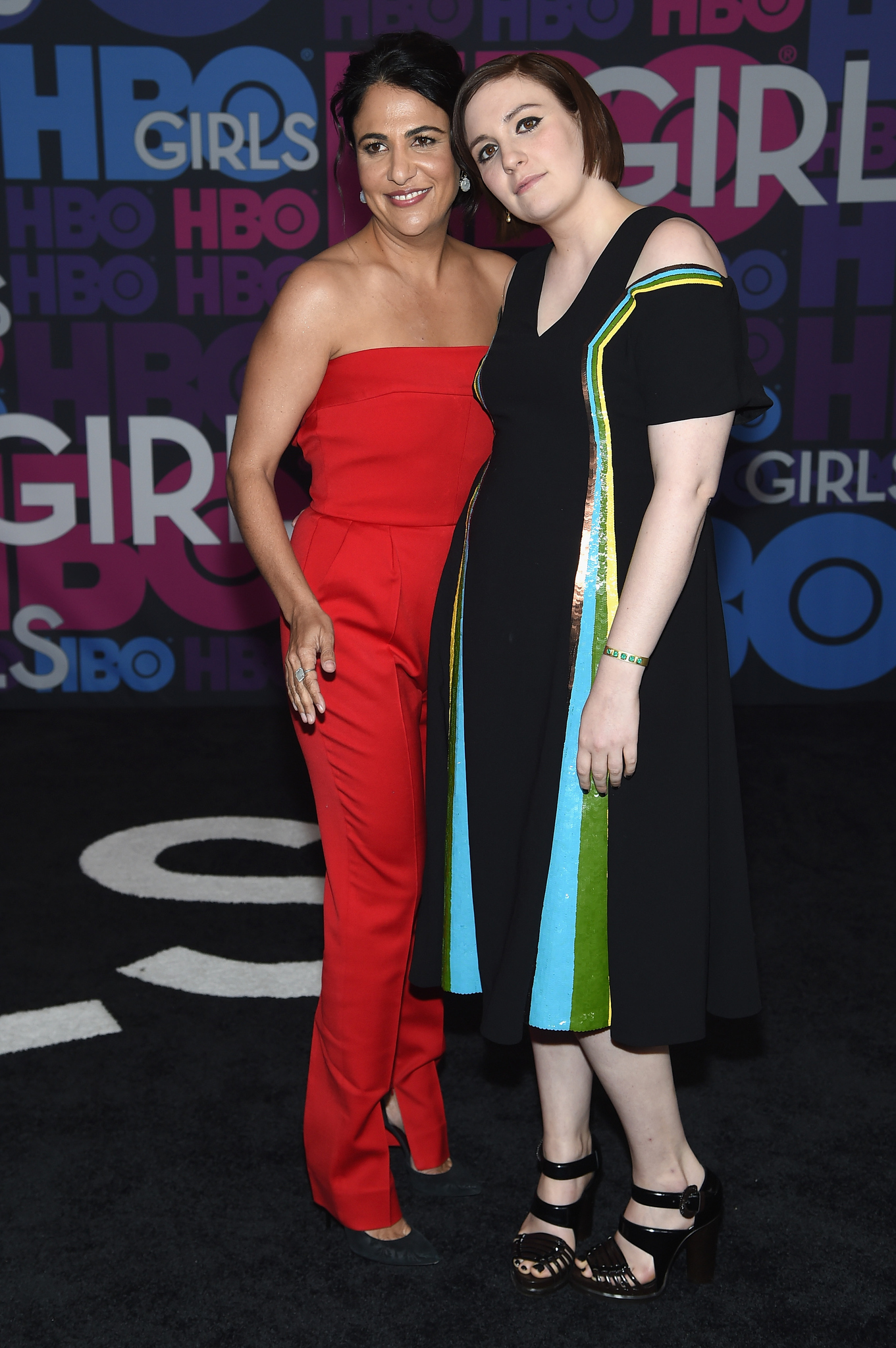 Jennifer Konner and Lena Dunham at event of Girls (2012)