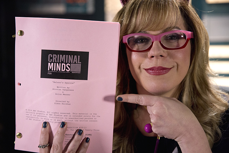 Still of Kirsten Vangsness in Nusikalstami protai (2005)