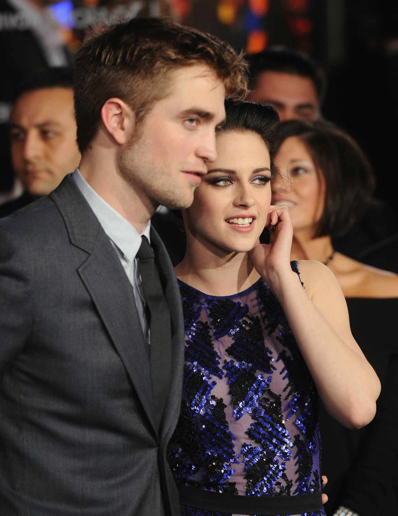 Kristen Stewart and Robert Pattinson at event of Brekstanti ausra. 1 dalis (2011)