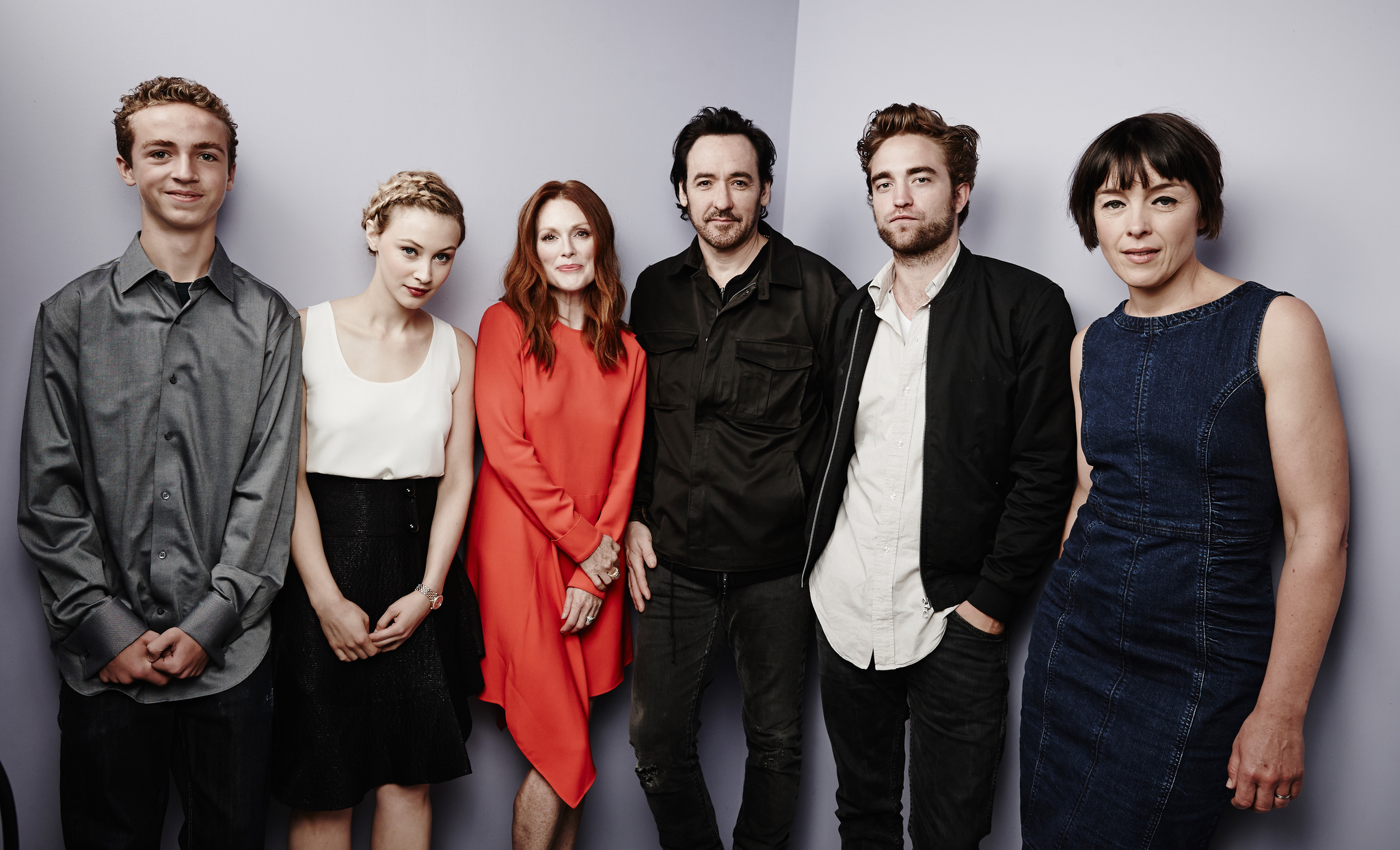 John Cusack, Julianne Moore, Sarah Gadon, Olivia Williams, Robert Pattinson and Evan Bird at event of Maps to the Stars (2014)