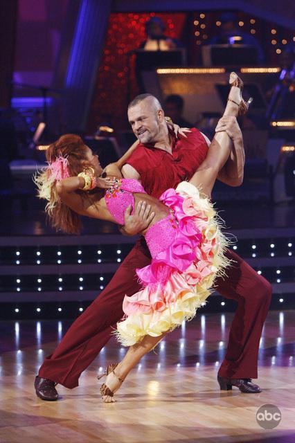 Still of Chuck Liddell in Dancing with the Stars (2005)