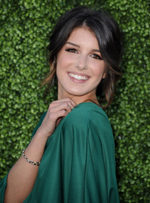 Shenae Grimes-Beech