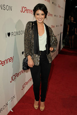 Shenae Grimes-Beech