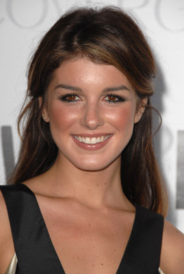 Shenae Grimes-Beech at event of Whip It (2009)
