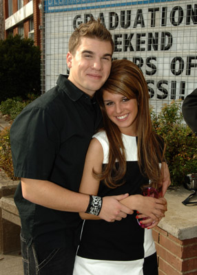 Shane Kippel and Shenae Grimes-Beech at event of Degrassi: The Next Generation (2001)